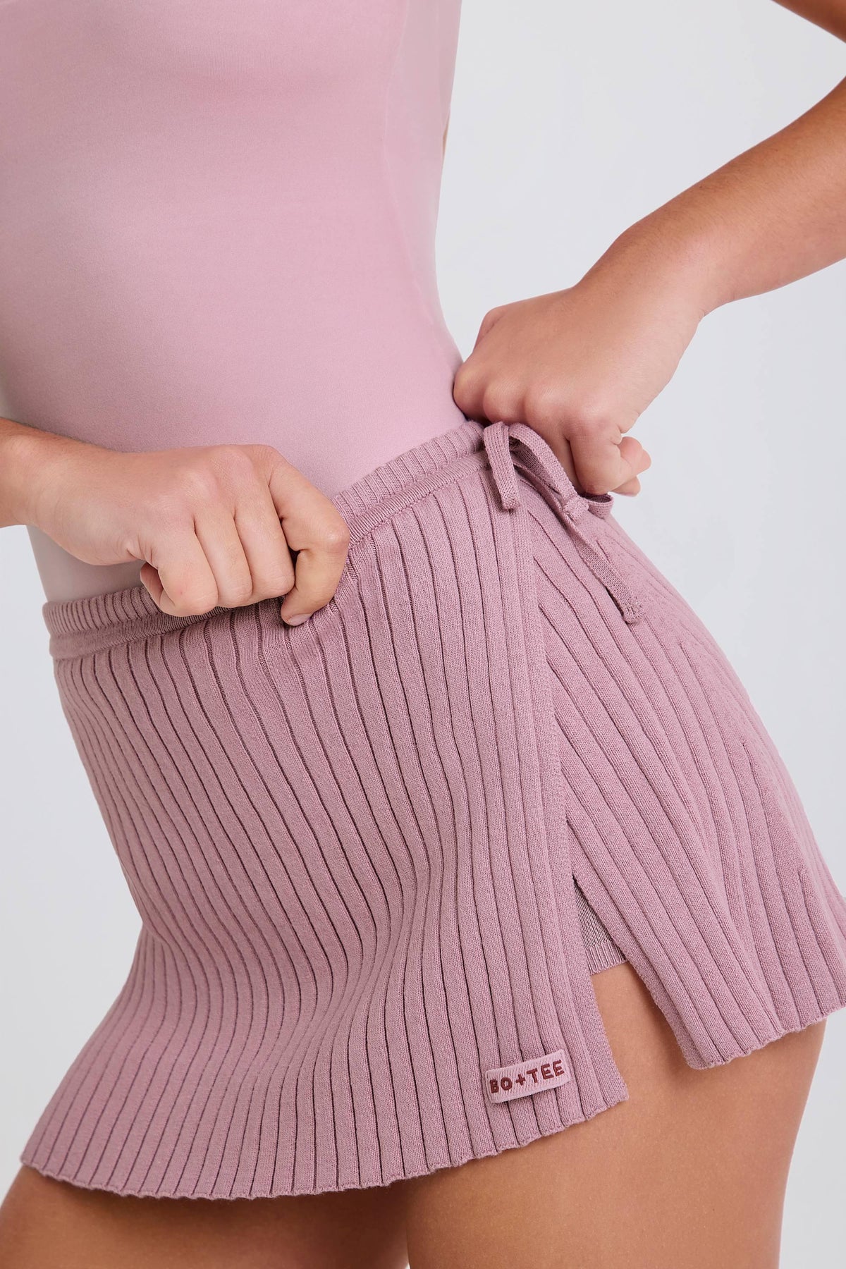 Ribbed Knit Tie Wrapover Skort In Mauve
