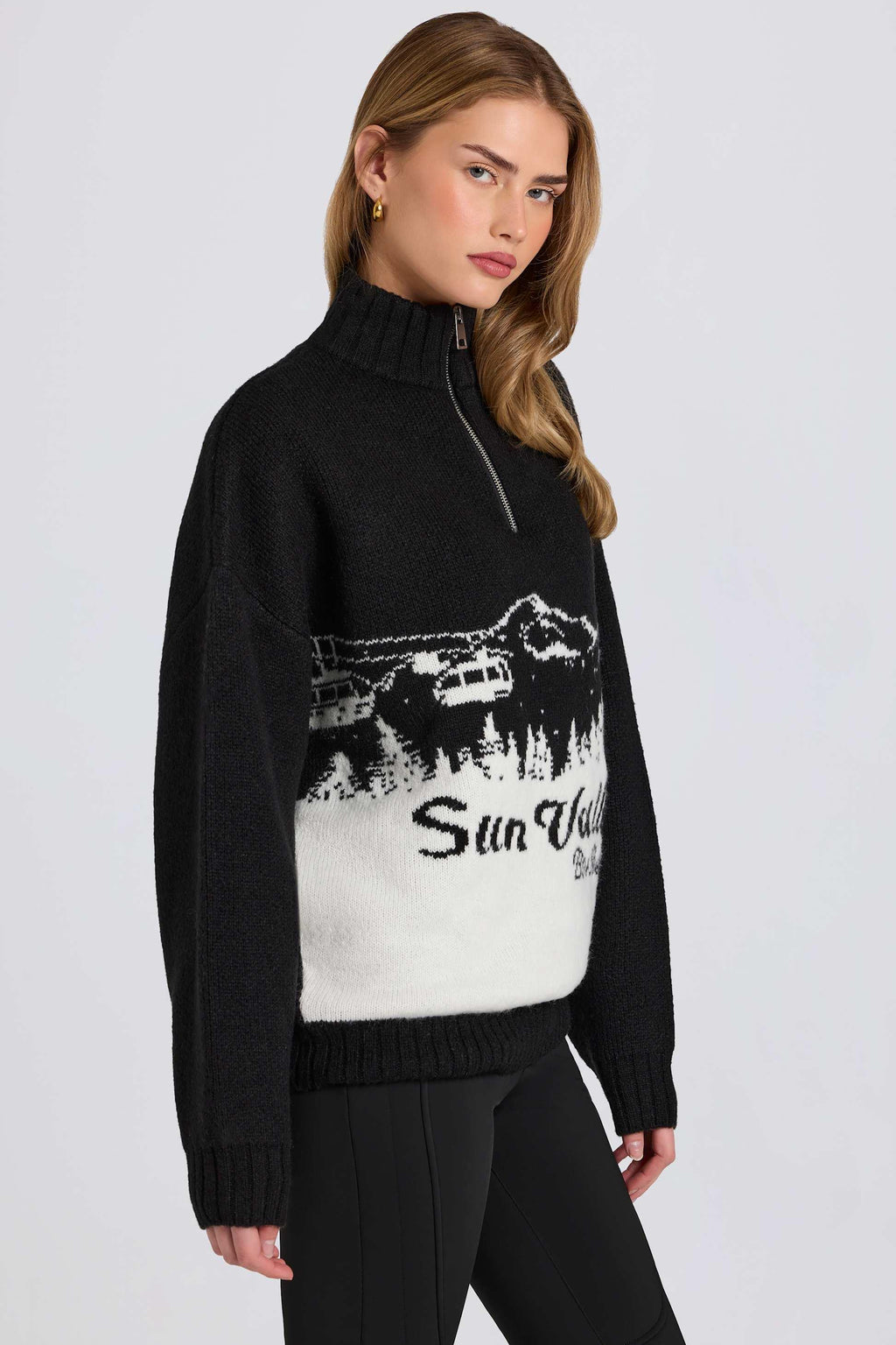 Knit Quarter-zip Turtleneck Oversized Jumper In Black