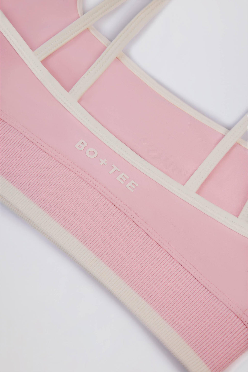 Soft Active Contrast Sports Bra In Powder Pink