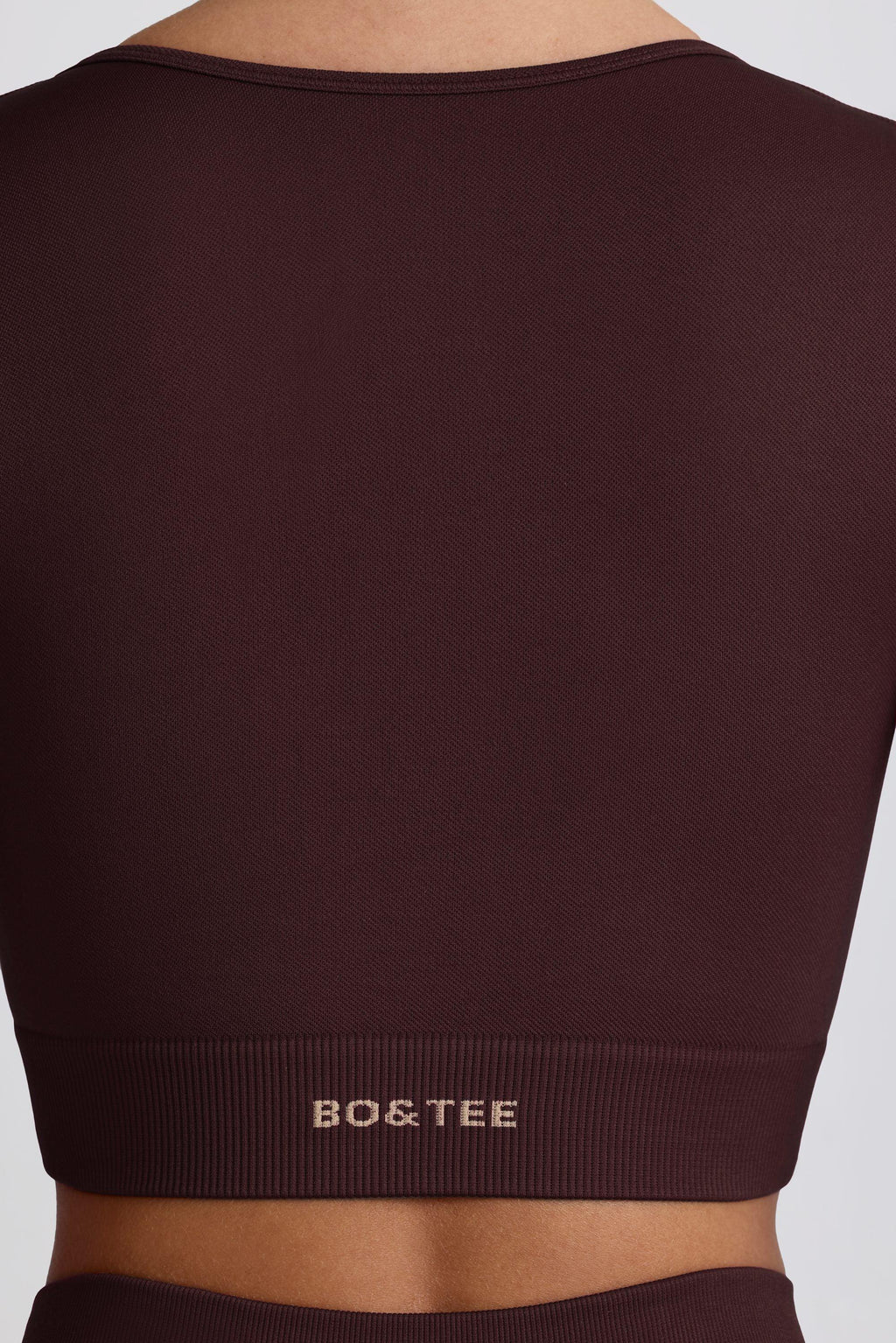 Super Sculpt Seamless Long-sleeve Crop Top In Chocolate