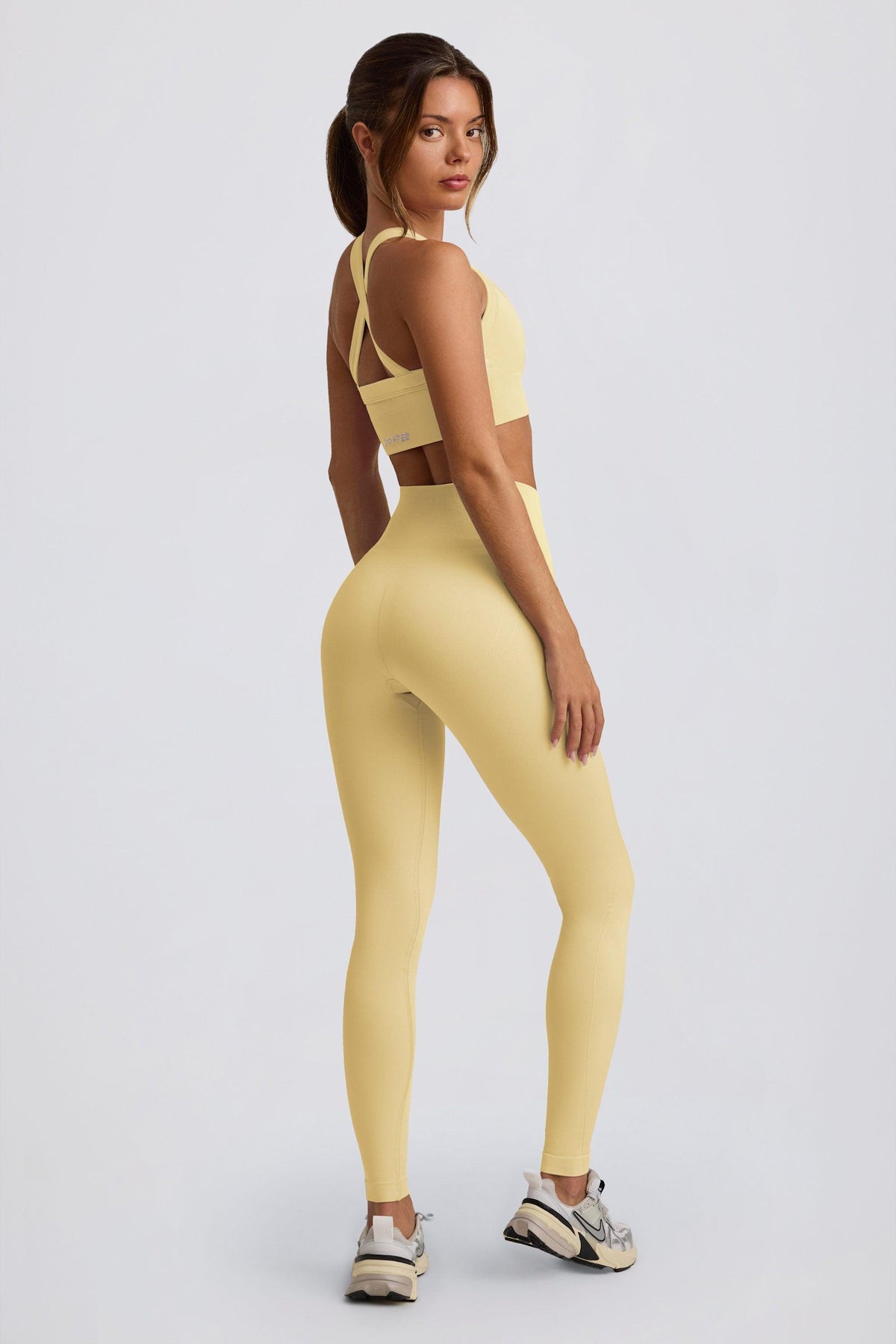 牛油超雕塑無縫高腰緊身褲