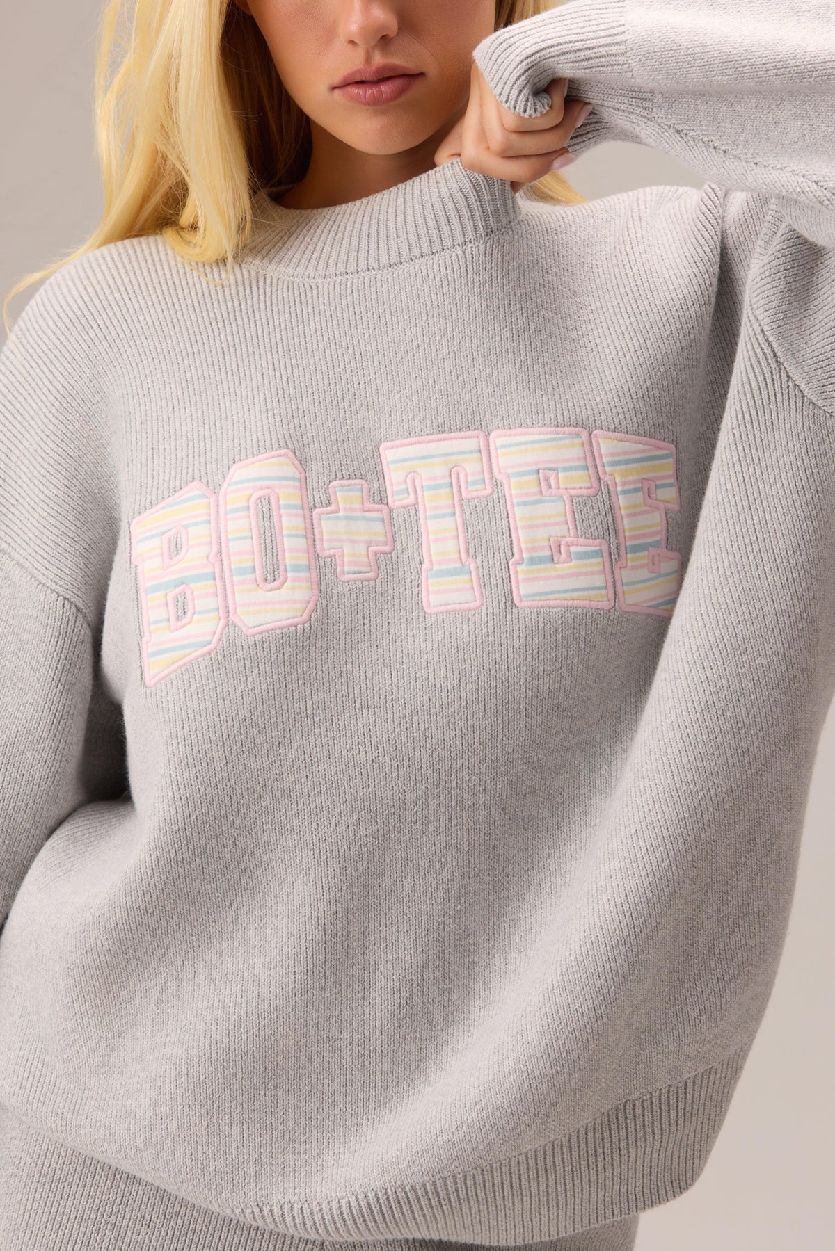 Ribbed Knit Oversized Jumper In Pebble