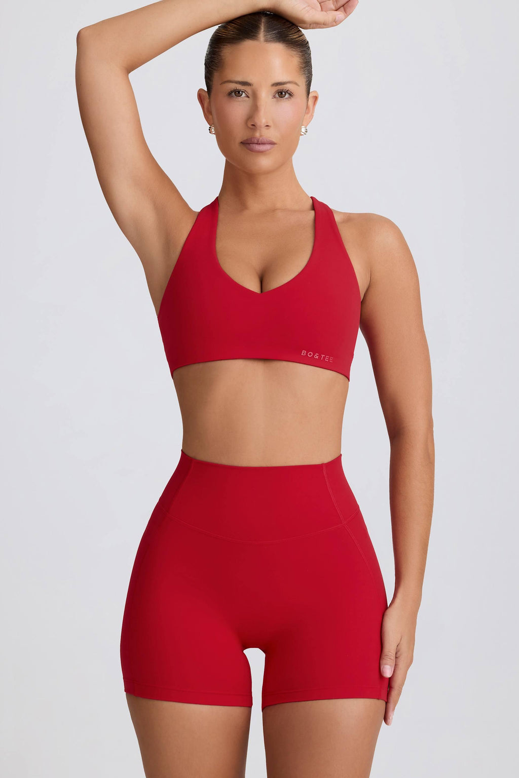 熱紅色柔軟活動低衝擊運動胸罩